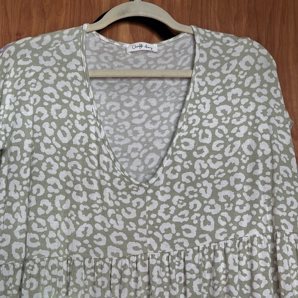 Lavender or light sage green leopard print baby doll dress - Picture 4 of 4